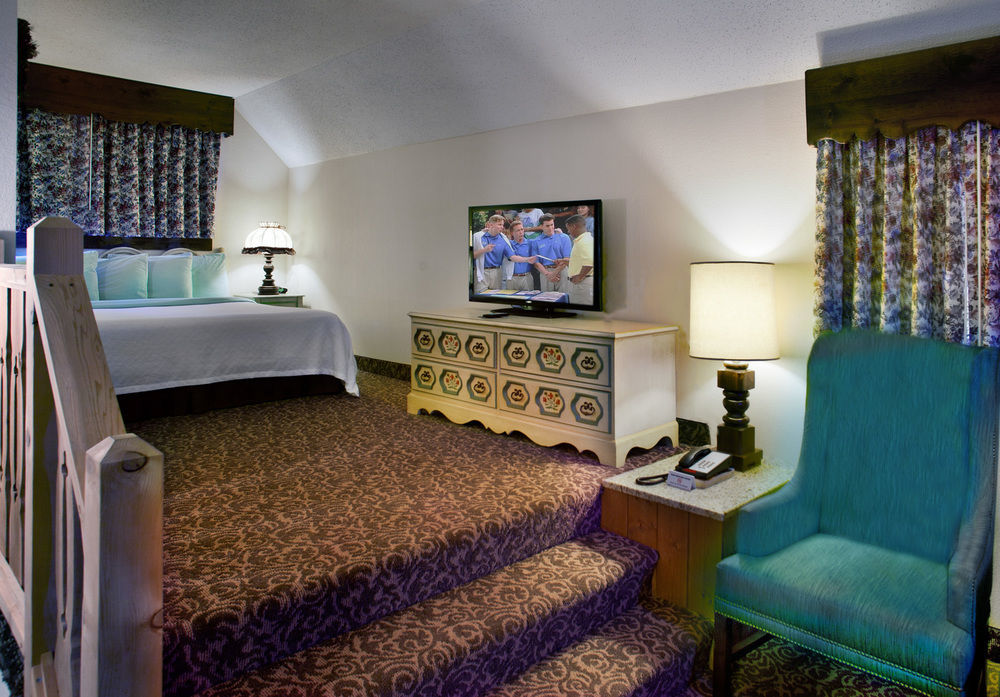 Helendorf River Inn, Suites & Conference Center Buitenkant foto